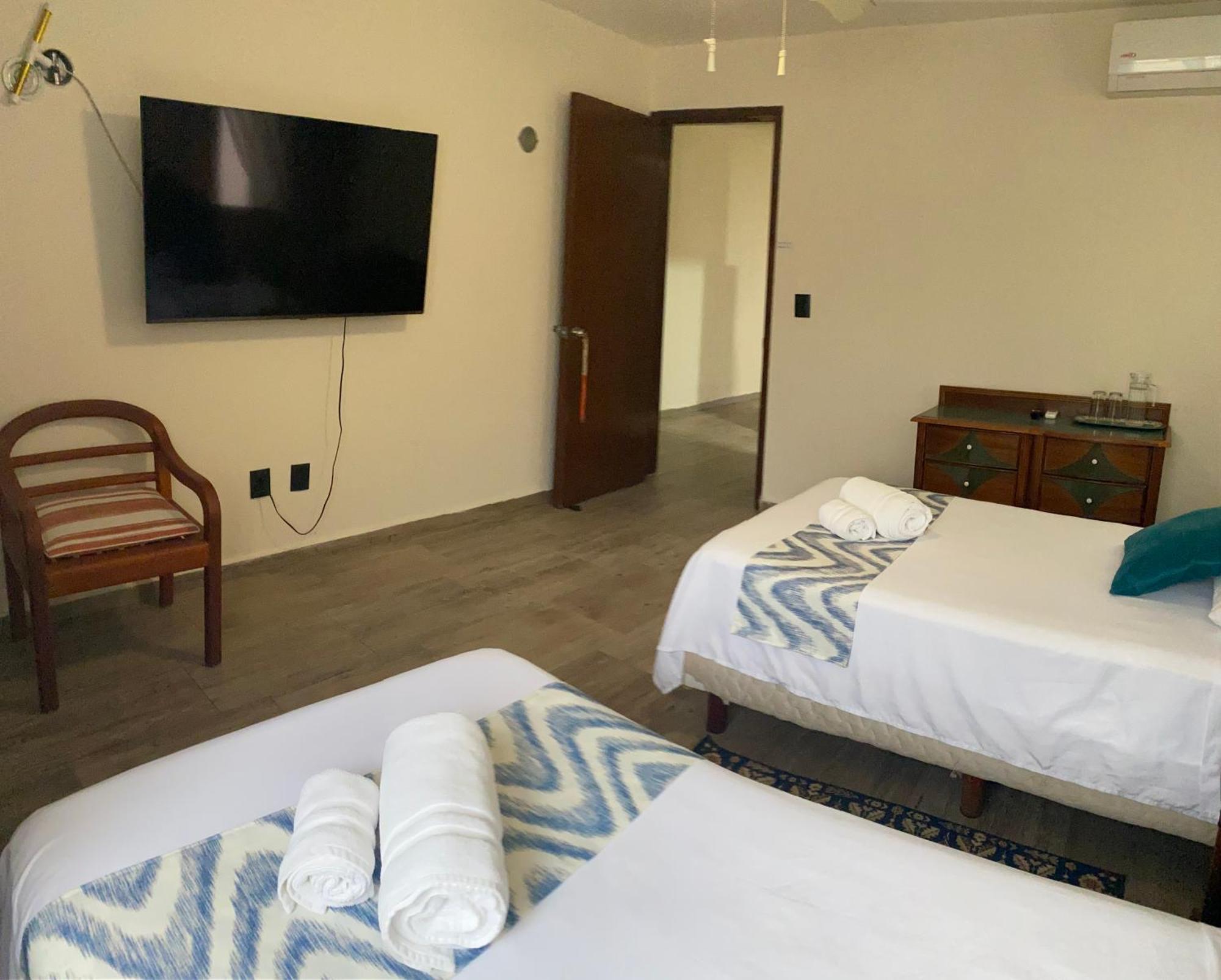 Bed and Breakfast KABIL Ocean View -Playa del Niño Cancún Habitación foto